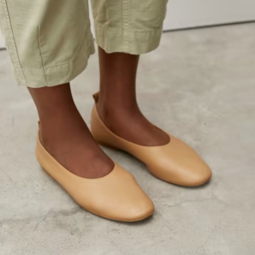 Everlane Italian Leather Day Glove in Caramel